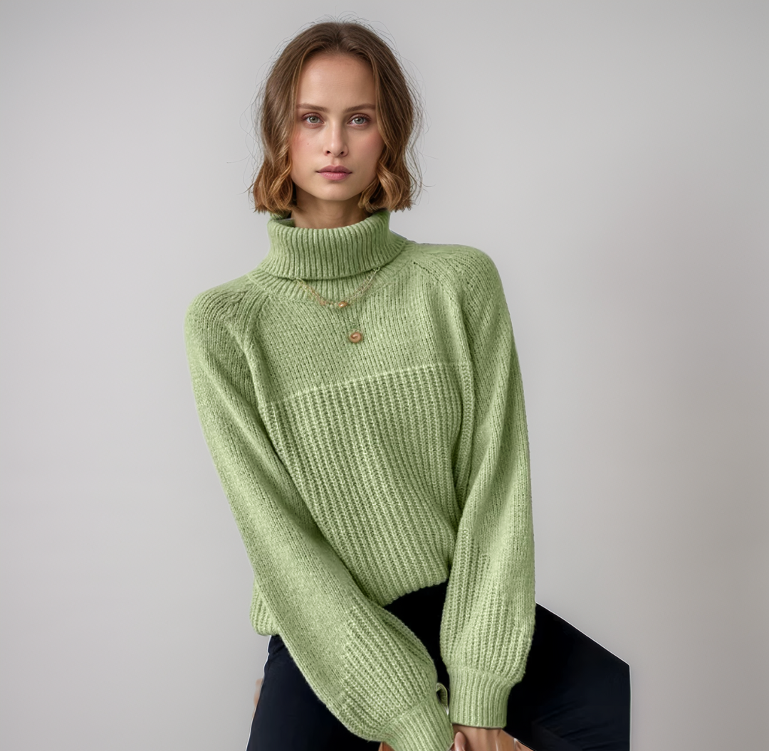 Ember | Stylish Women's Turtleneck Sweater for Every Occasion